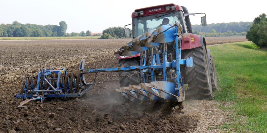 tractor-field-farm-vehicle-soil-agriculture-567802-pxhere.com tractor-field-farm-vehicle-soil-agriculture-567802-pxhere.com